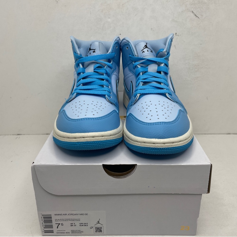Nike Air Jordan 1 Retro Mid SE WMNS “Ice Blue/Powder Blue” 2023 - Picture 2 of 4